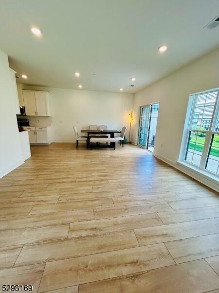 Property listing MLS 4040923 photo 4