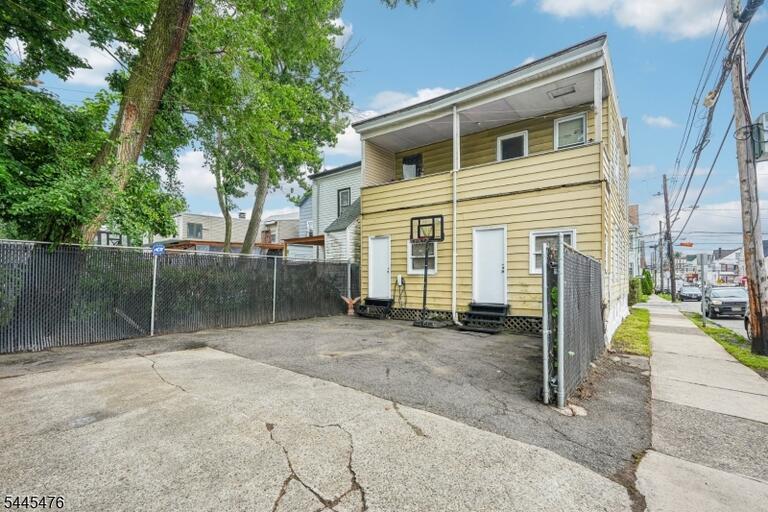 Property listing MLS 4040924 photo 30