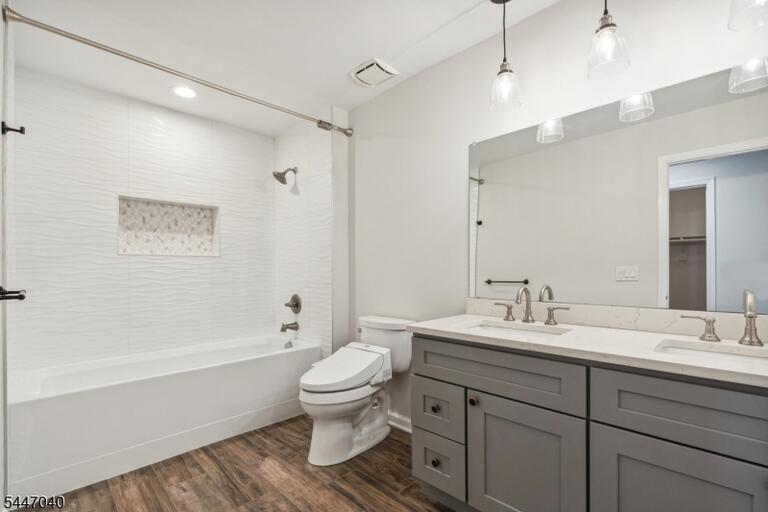 Property listing MLS 4040938 photo 15