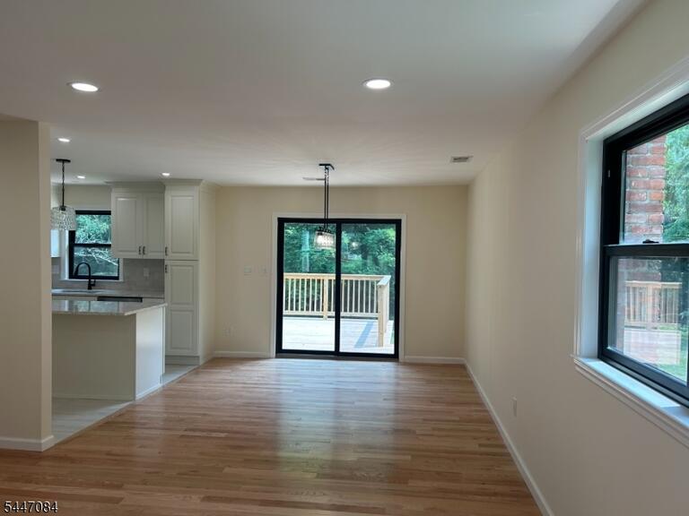 Property listing MLS 4040984 photo 11