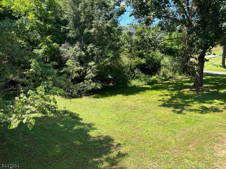 Property listing MLS 4040984 photo 27