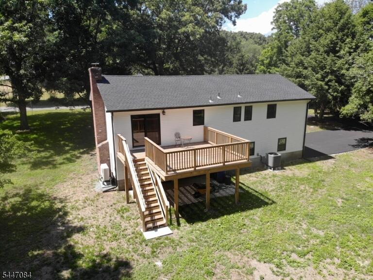 Property listing MLS 4040984 photo 6