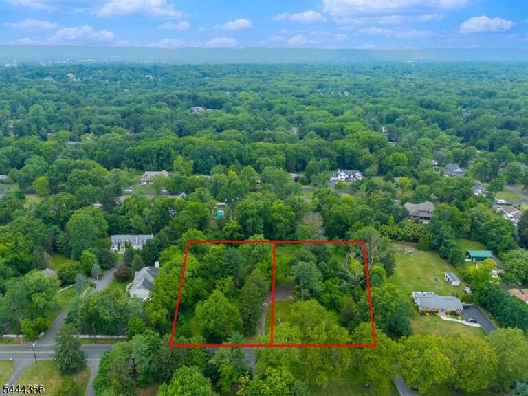 Property listing MLS 4041136 photo 2