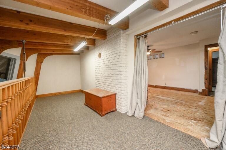 Property listing MLS 4041173 photo 21