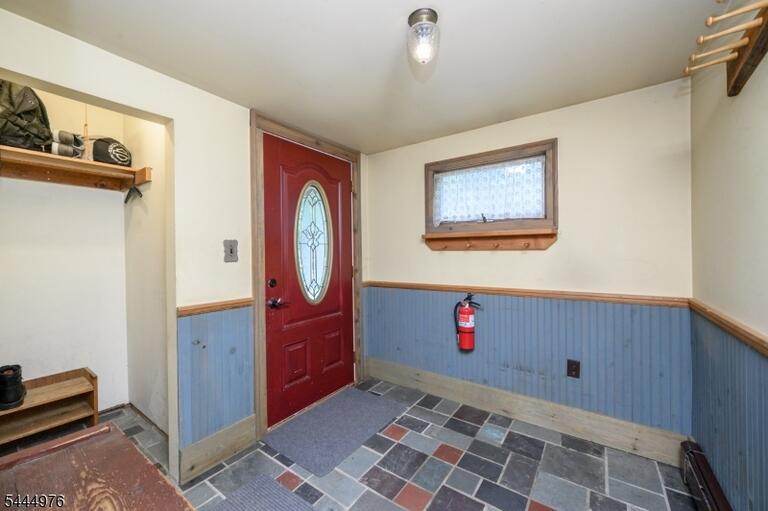 Property listing MLS 4041173 photo 3