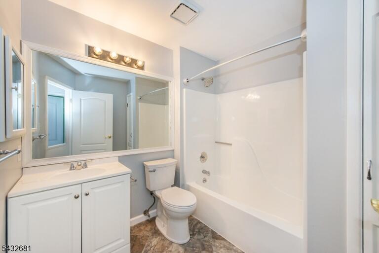 Property listing MLS 4041381 photo 24