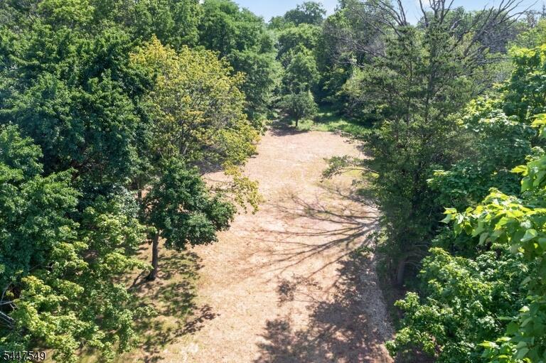 Property listing MLS 4041561 photo 25