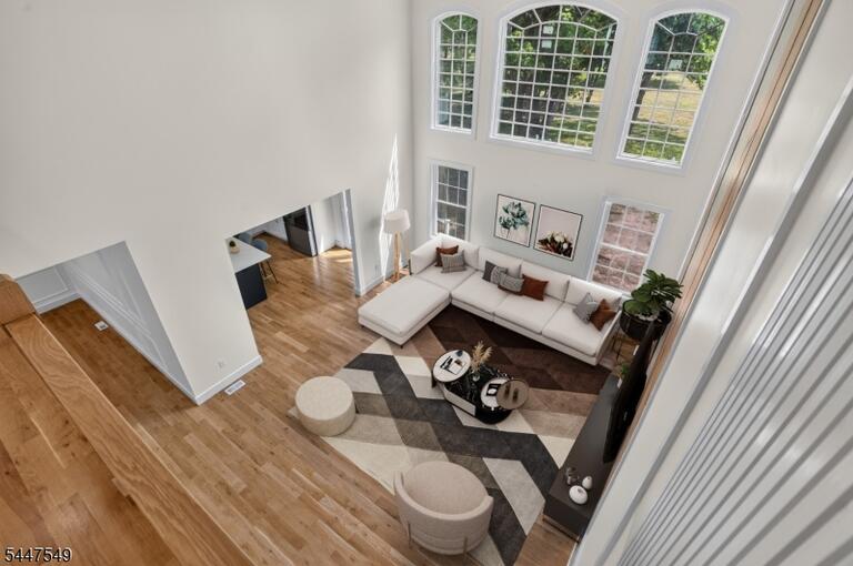 Property listing MLS 4041561 photo 4