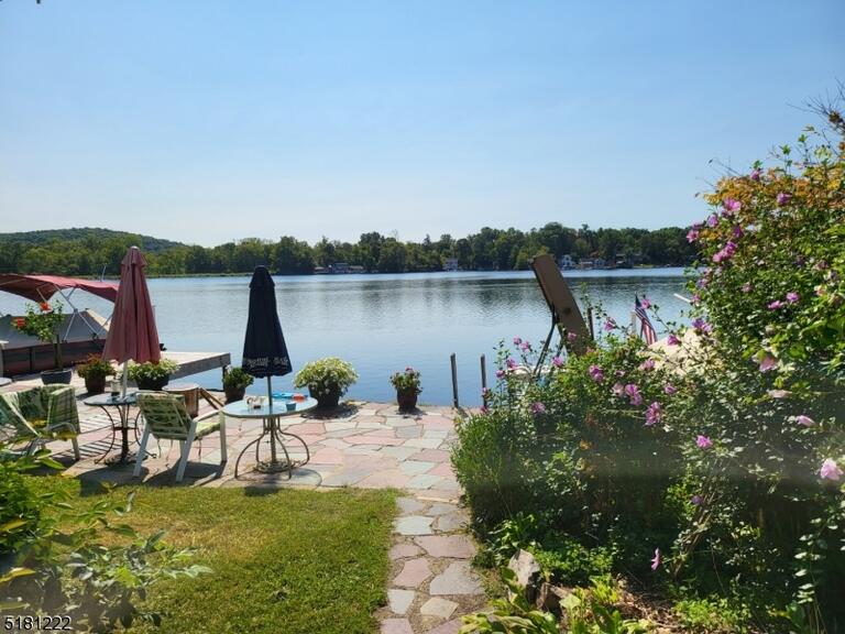 Property listing MLS 4041622 photo 5
