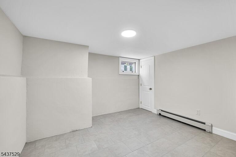 Property listing MLS 4041848 photo 32