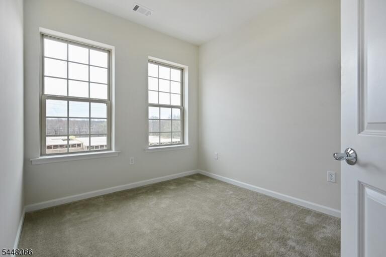 Property listing MLS 4041904 photo 19
