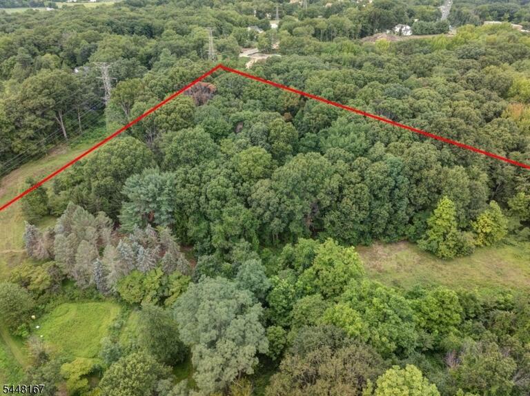 Property listing MLS 4041980 photo 11