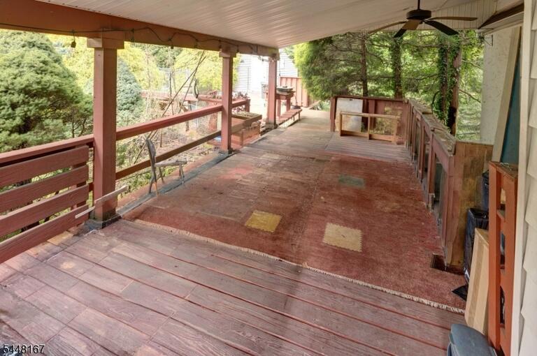 Property listing MLS 4041980 photo 24