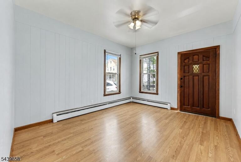 Property listing MLS 4042179 photo 19