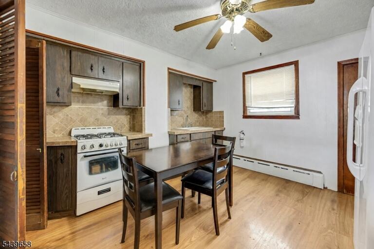 Property listing MLS 4042179 photo 25