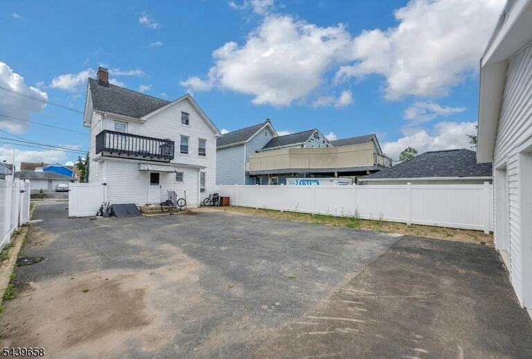 Property listing MLS 4042179 photo 31