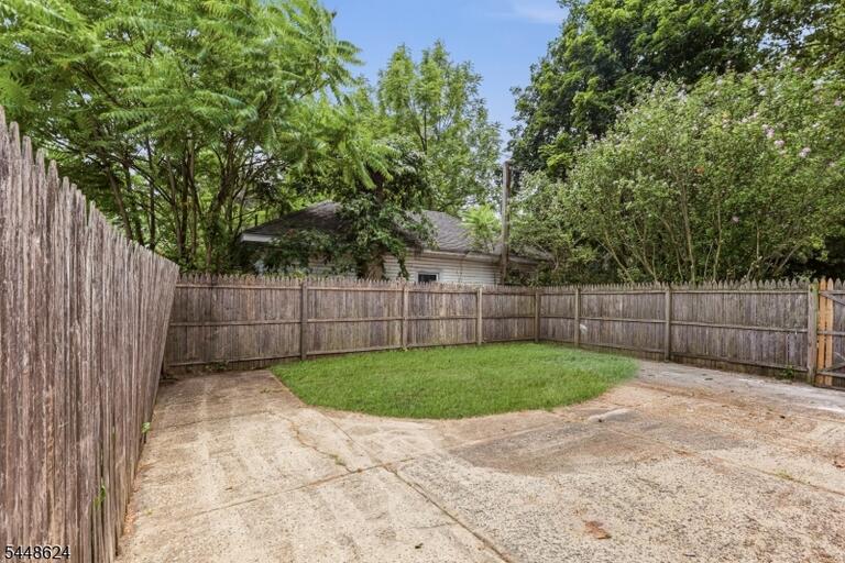 Property listing MLS 4042470 photo 30