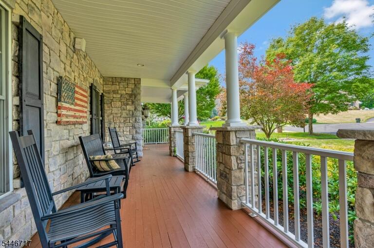 Property listing MLS 4042693 photo 3
