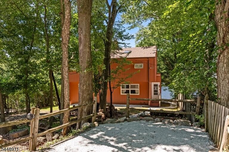 Property listing MLS 4042735 photo 22