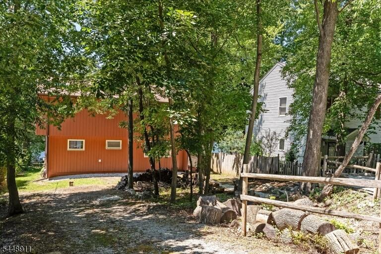 Property listing MLS 4042735 photo 23