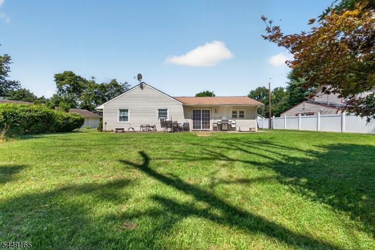 Property listing MLS 4042906 photo 23
