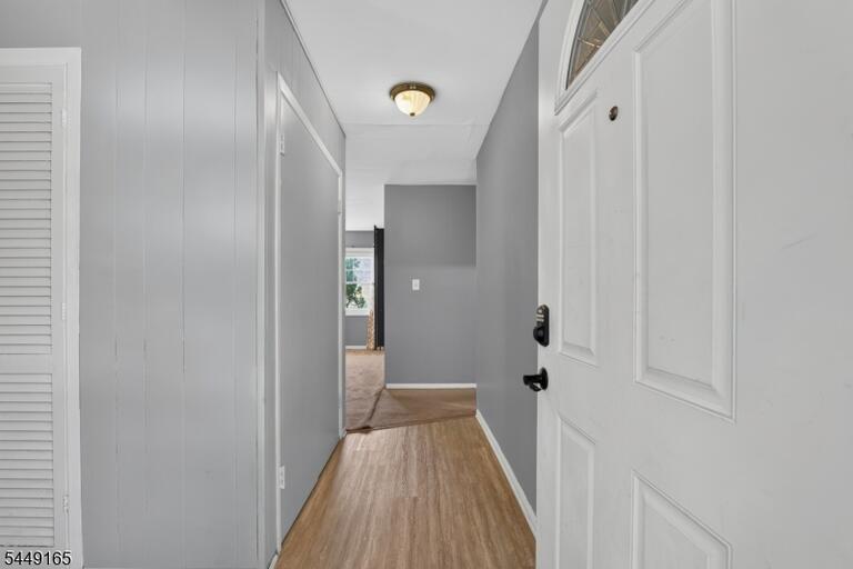 Property listing MLS 4042906 photo 3