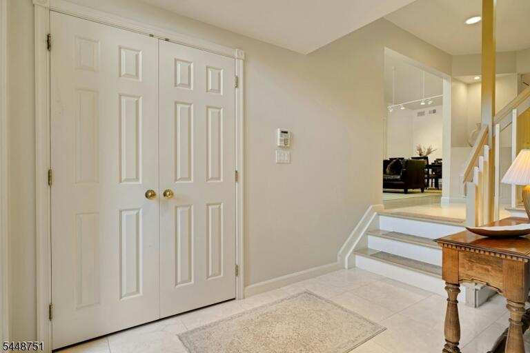 Property listing MLS 4043004 photo 4
