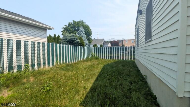 Property listing MLS 4043020 photo 22