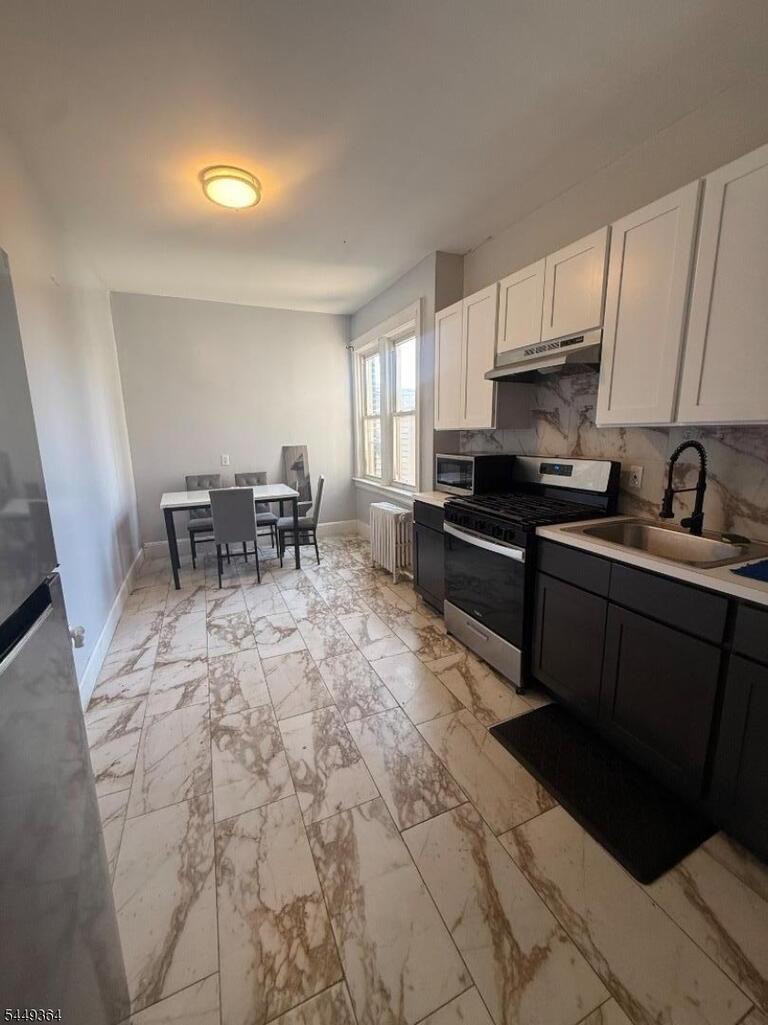 Property listing MLS 4043073 photo 1