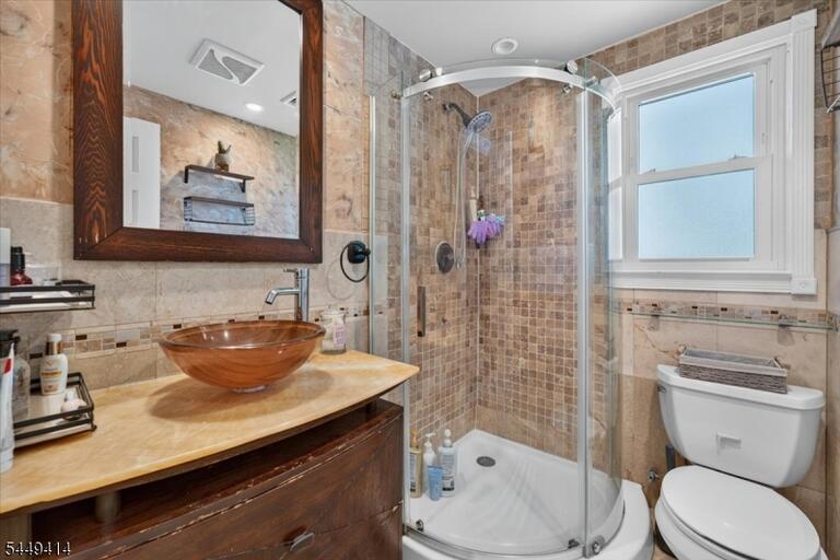 Property listing MLS 4043108 photo 16
