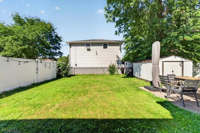 Property listing MLS 4043108 photo 20