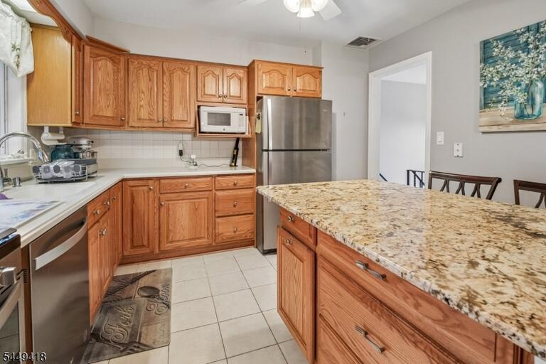Property listing MLS 4043115 photo 11