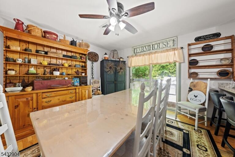 Property listing MLS 4043137 photo 15