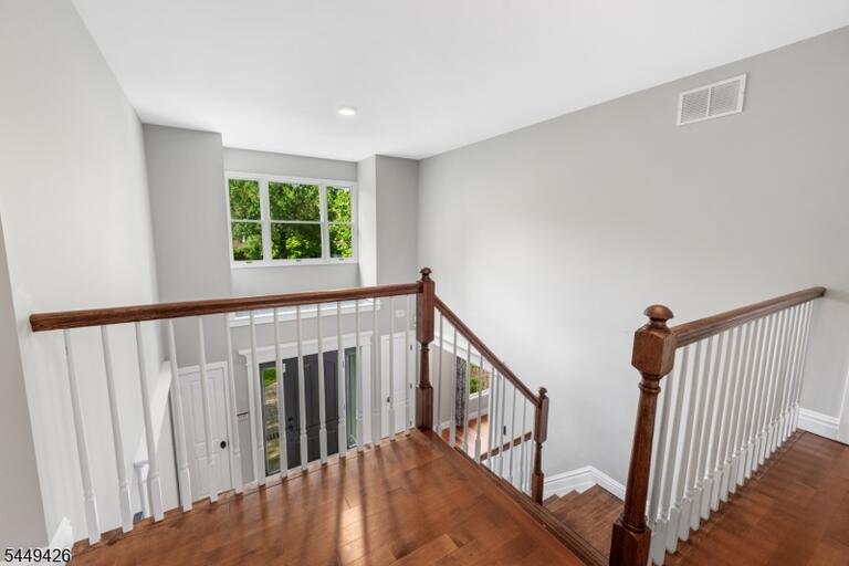 Property listing MLS 4043144 photo 21