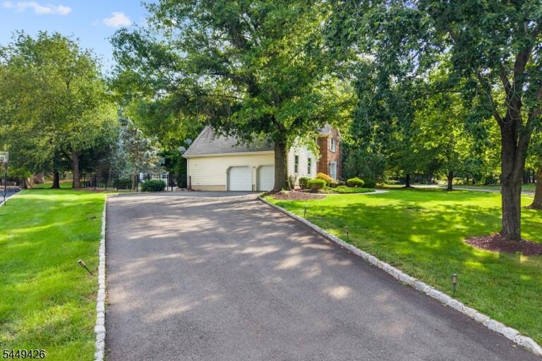 Property listing MLS 4043144 photo 37