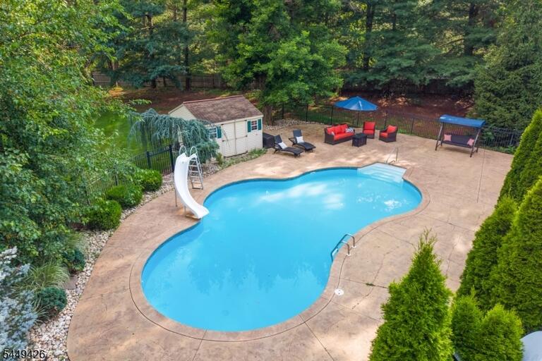 Property listing MLS 4043144 photo 39