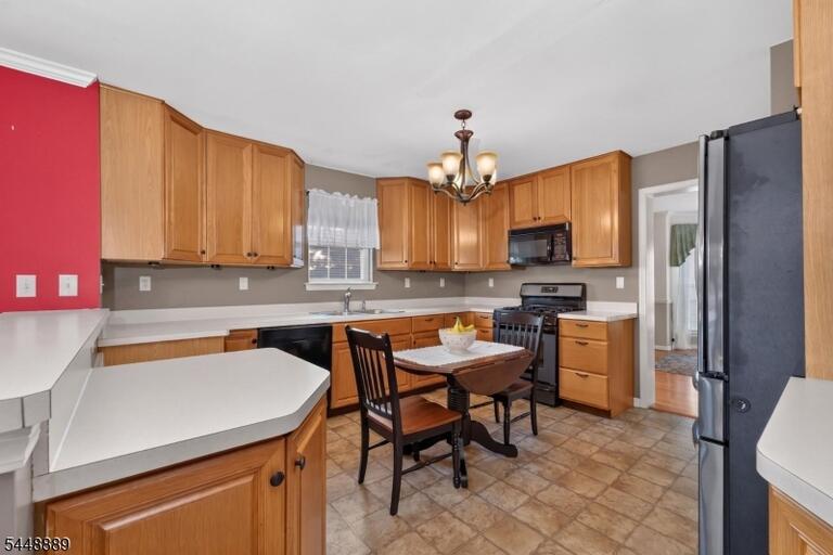 Property listing MLS 4043169 photo 10