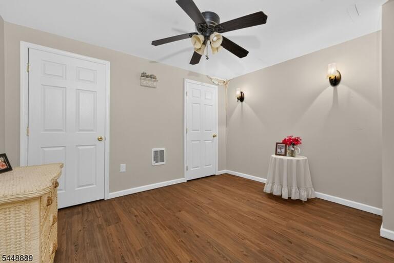 Property listing MLS 4043169 photo 32