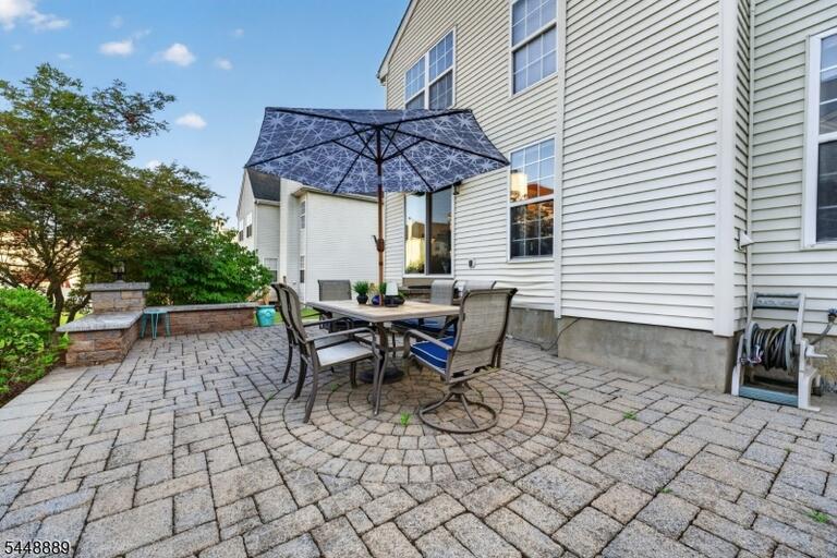 Property listing MLS 4043169 photo 35