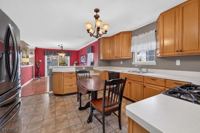 Property listing MLS 4043169 photo 9