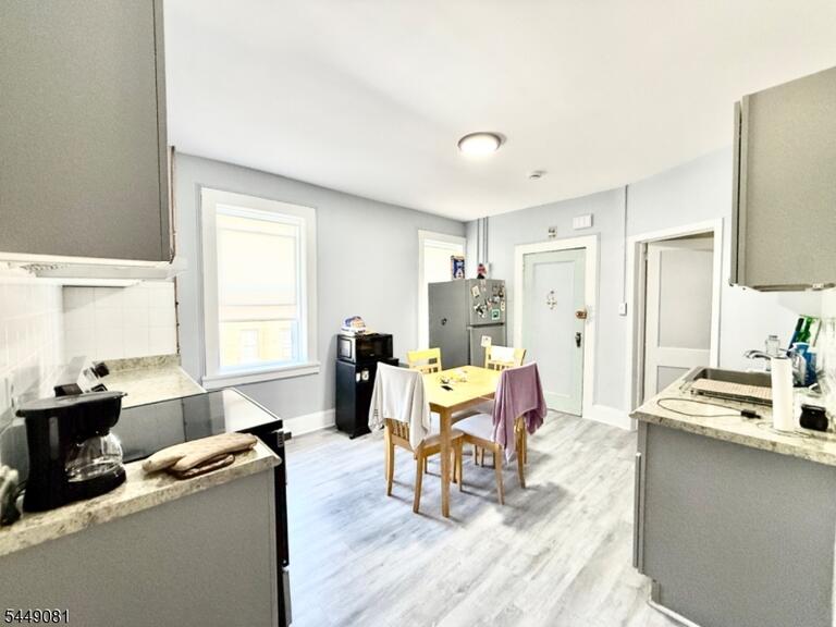 Property listing MLS 4043179 photo 6