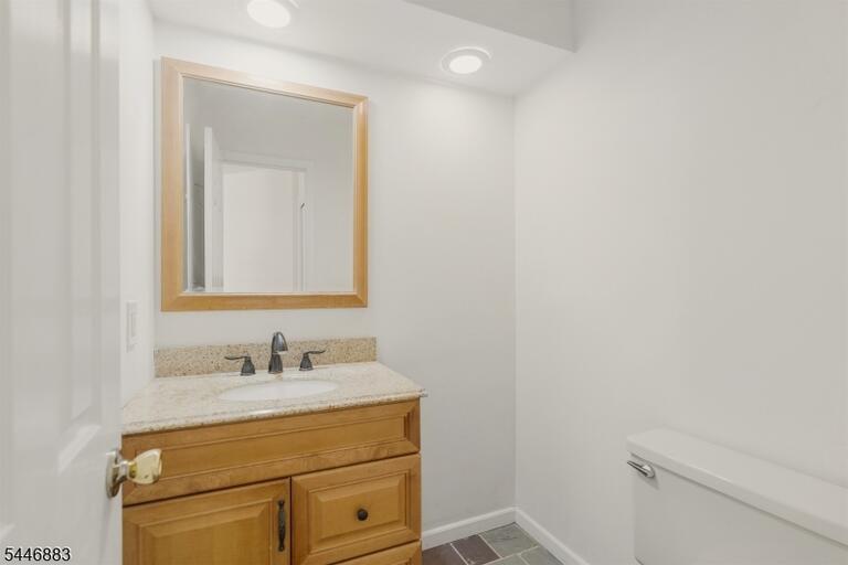 Property listing MLS 4043235 photo 30