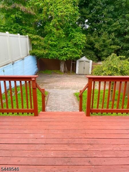 Property listing MLS 4043239 photo 30