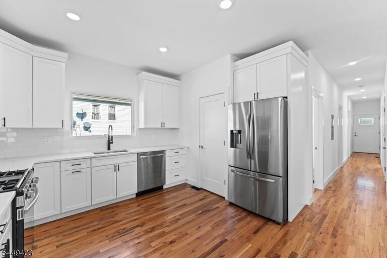 Property listing MLS 4043306 photo 1