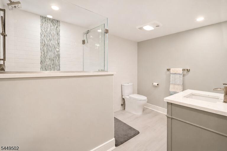 Property listing MLS 4043313 photo 32