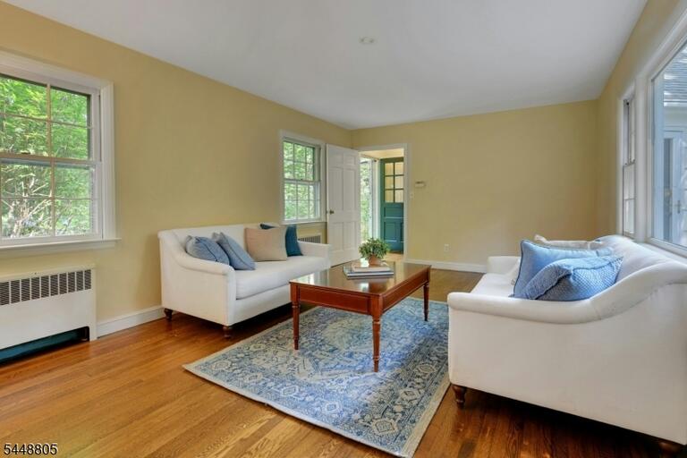 Property listing MLS 4043390 photo 12
