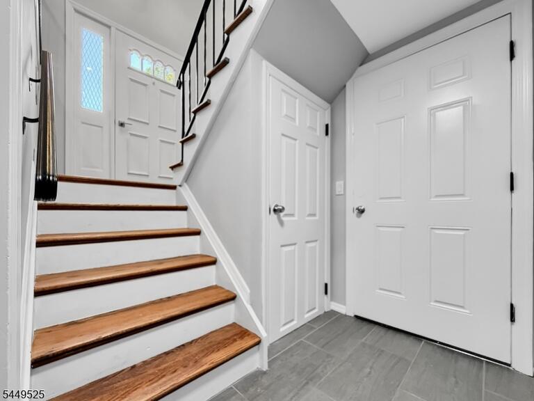 Property listing MLS 4043417 photo 32