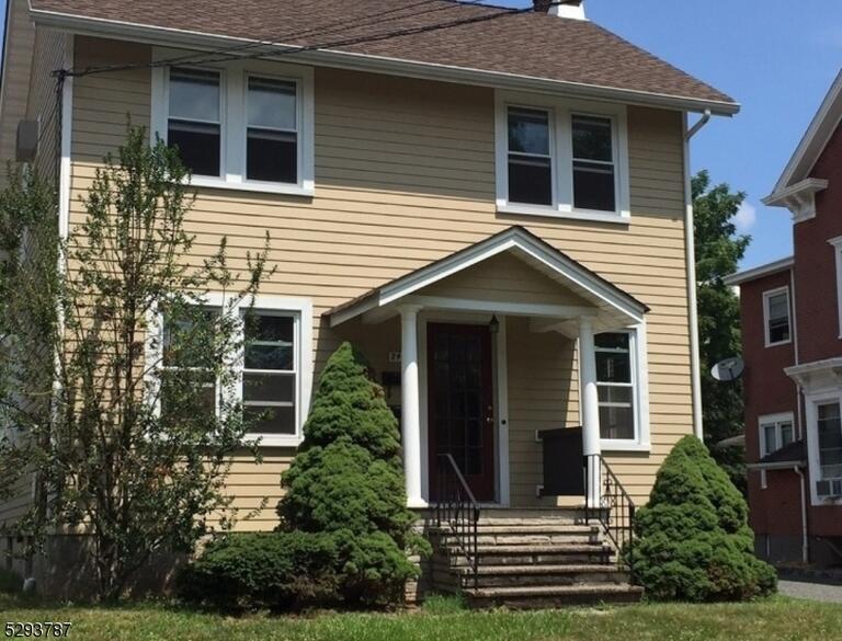 Property listing MLS 4043440 photo 1