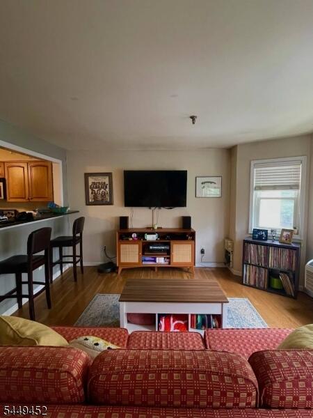 Property listing MLS 4043453 photo 2