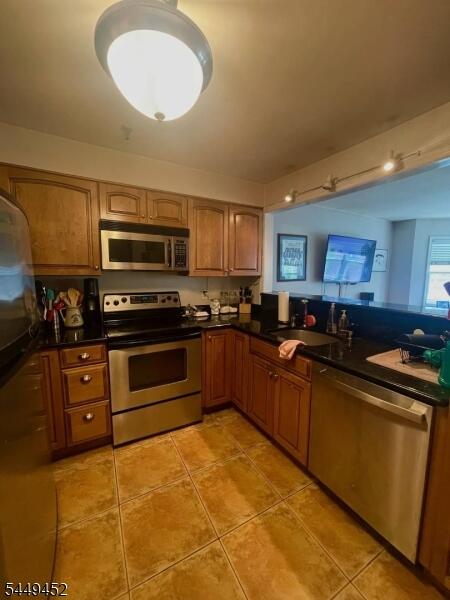 Property listing MLS 4043453 photo 4